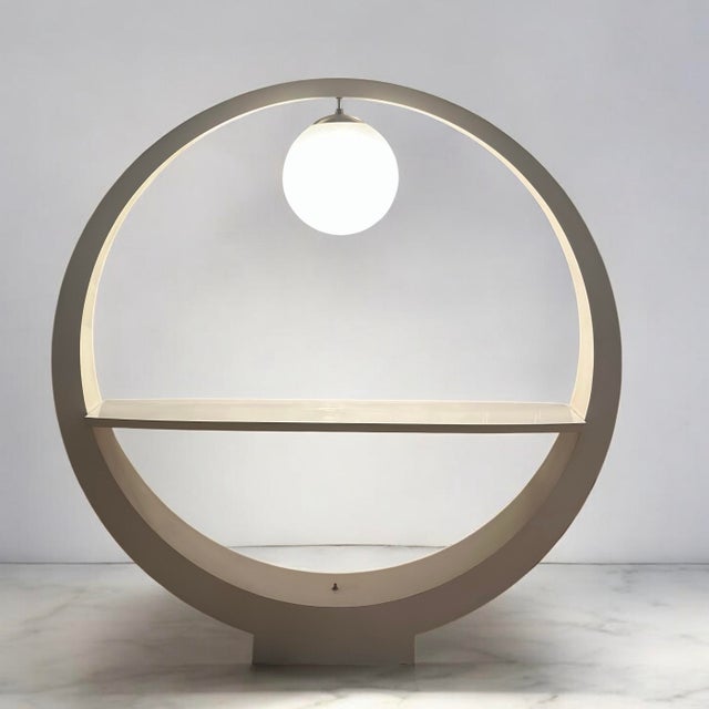 A rare, documented 1973 Model 7500 lighted étagère by Modeline of California — one of the company’s most striking...