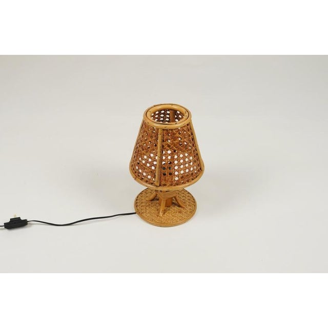 Mid-Century Rattan and Wicker Table Lamp in the style of Louis Sognot, Italy, 1970s For Sale - Image 10 of 11