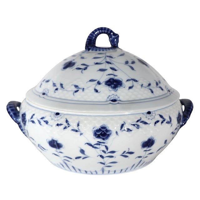 2 Bing & Grondahl Covered Serving Pieces in the Blue and White Butterfly Pattern For Sale - Image 10 of 12