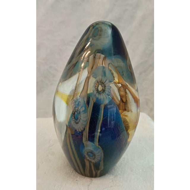 Baby Blue Vintage Robert Eickholt Signed Art Glass Floral Egg Paperweight For Sale - Image 8 of 11