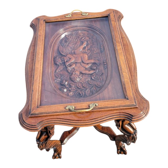 French 1920 Ornate Carved Angel Display Table With Glass Top and Sculptural Legs For Sale - Image 3 of 18