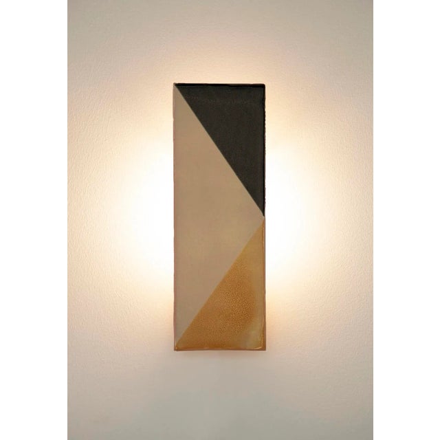 Tile(s) is a collection of wall lights produced in collaboration with ceramic tiles designer Marianne Smink. They provide...
