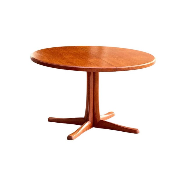 Mid-Century Modern Round Extendable Dining Table in Teak from McIntosh, 1960s For Sale - Image 13 of 13