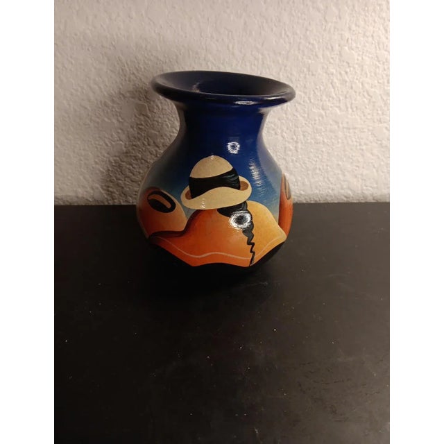 1980s Signed South American Ecuador Quechua Poncho Pottery Vase For Sale In Dallas - Image 6 of 6
