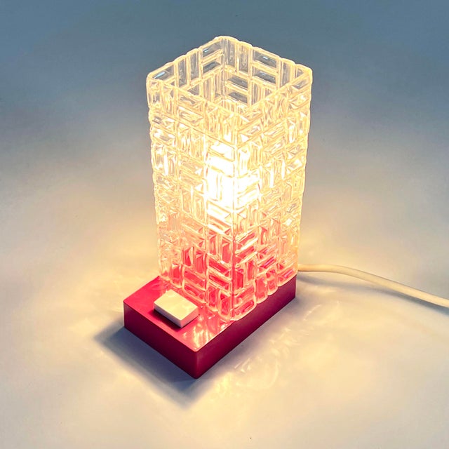 Plastic Pink Table Lamp in Plastic, 1980s For Sale - Image 7 of 10