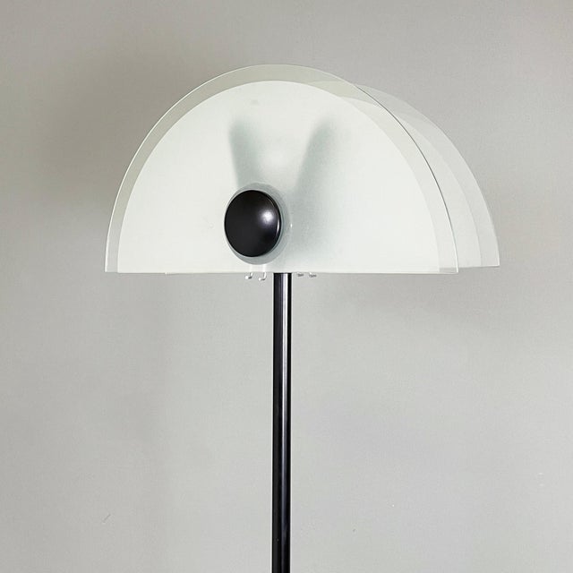 Metal Italian Modern Floor Lamp in Matt Glass Lampshape and Black Metal, 1980s For Sale - Image 7 of 18