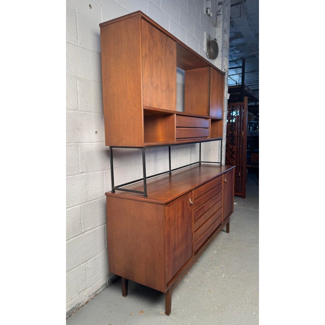 Mid-Century Modern Mid-Century Modern Sideboard With Topper, Mfg. By Stanley Furniture For Sale - Image 3 of 17