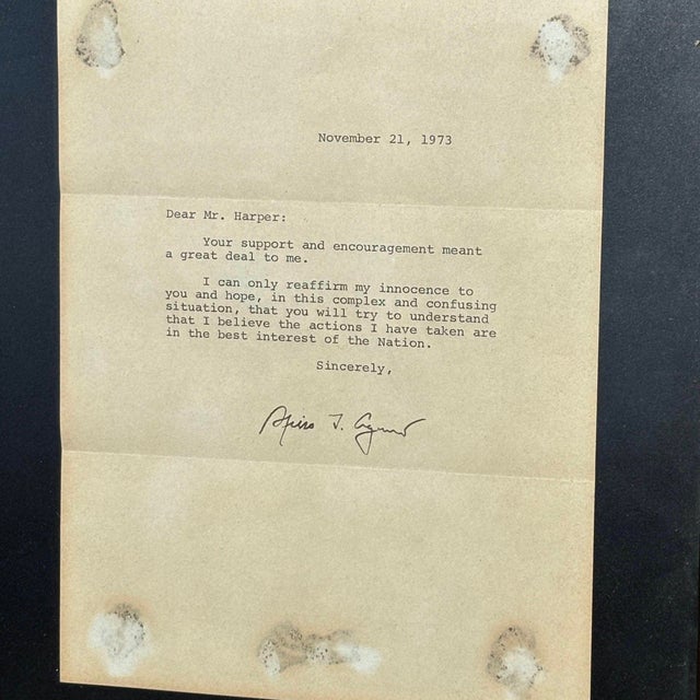 Mid-Century Modern Framed Richard Nixon & Spiro Agnew Watergate Letters 1973 For Sale - Image 3 of 6