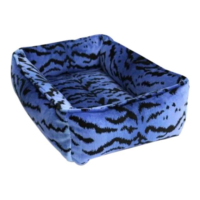 The House of Scalamandré Tigre Small Dog Bed, Blue For Sale