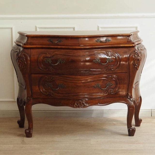 Baroque Chest of Drawers in Walnut, 1900 For Sale - Image 16 of 17