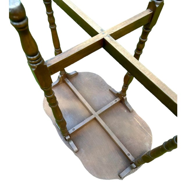 Vintage Oval Parlor Table For Sale In Birmingham - Image 6 of 8