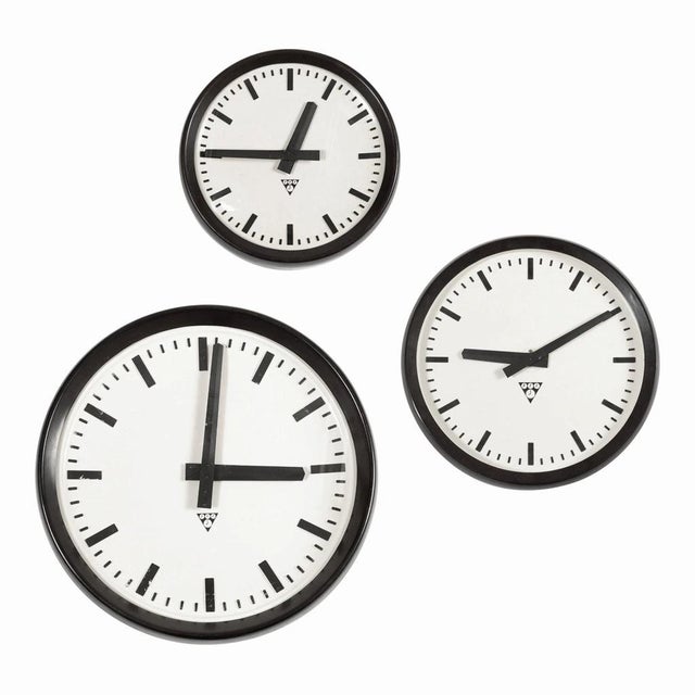 1970s Pragotron PV 274 Clock, 1970s For Sale - Image 5 of 6