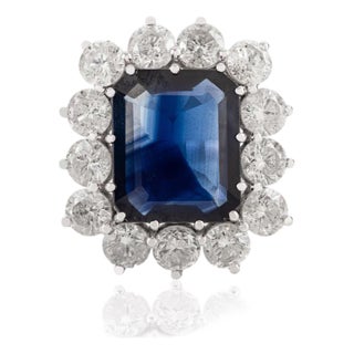 Luxury 7.11 Ct Sapphire Estate Ring With 13 Round 4.06 Ct Diamonds in 18k Gold Size 6.5 For Sale