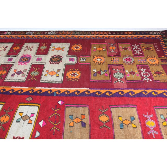 Oversized Vintage Kars Kilim With Tribal Geometric Motifs – Handwoven in Eastern Anatolia -8' 6'' X 13' 2'' For Sale - Image 10 of 10
