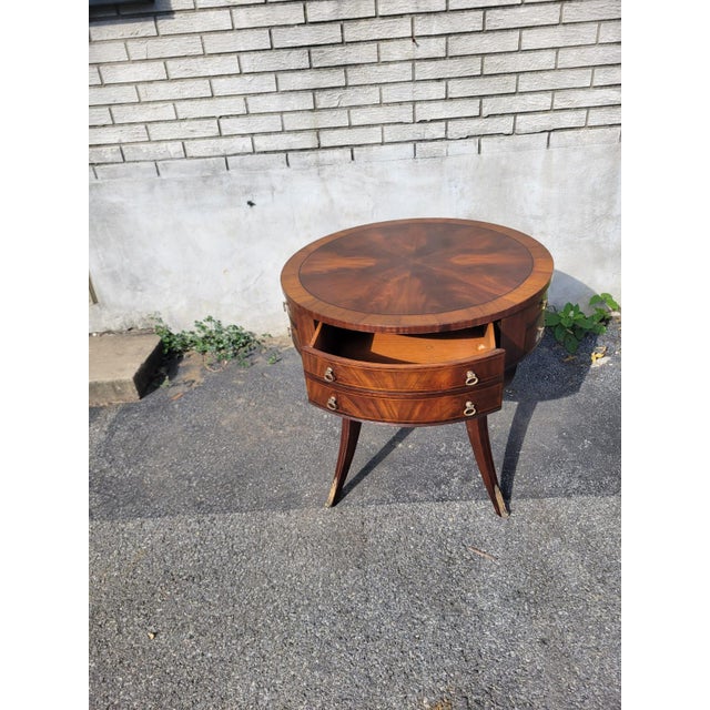 Brown Beautiful Flame Mahogany Center Table Made Attributed to Weiman Furniture American Made For Sale - Image 8 of 12