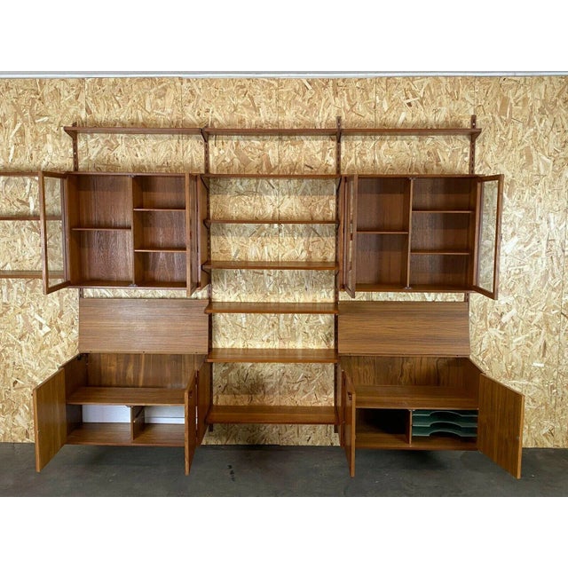 60s 70s teak teak shelf Wall Unit Danish Design 60s Object: Wall Unit Condition: good Age: around 1960-1970 Dimensions:...