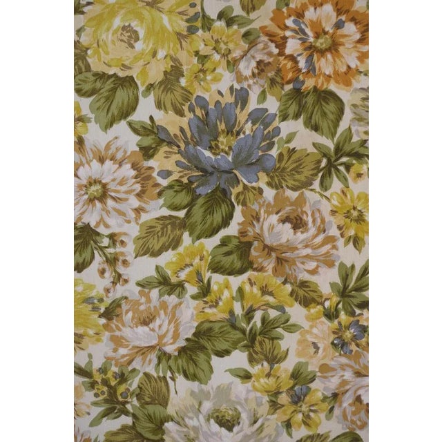 Upholstered doors, floral fabric with iron knob and key, beech plywood, 1950s measurements: small h62 x l59 x p4 - weight:...