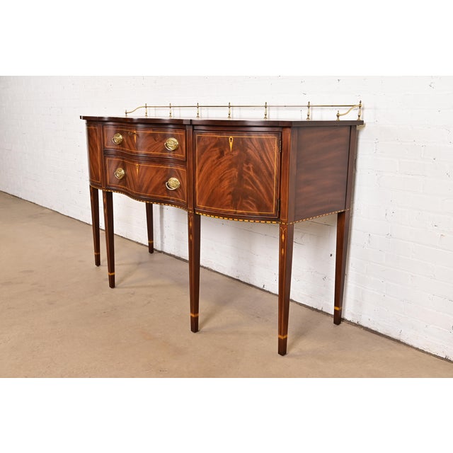 English Henkel Harris Federal Inlaid Flame Mahogany Serpentine Front Sideboard Credenza With Brass Gallery For Sale - Image 3 of 16