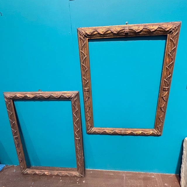 Antique pair of carved wooden frames from the late 19th century. Bronzed gilding. Dimensions: 69.50 x 52.50 (usable 60.4 x...