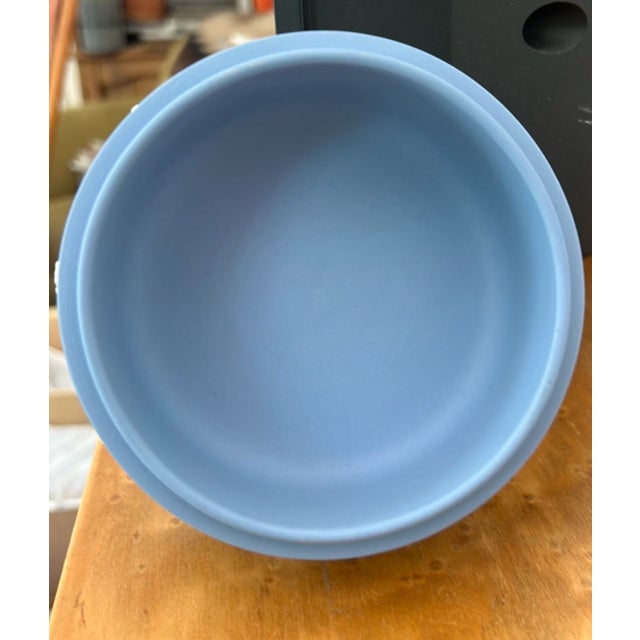 Vintage 1973 Wedgwood Made in England Blue Jasperware Round Trinket Box For Sale - Image 9 of 11