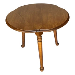 1970s Vintage Mersman Queen Anne Style Tripod Legs Drop Leaf End/Coffee Table For Sale