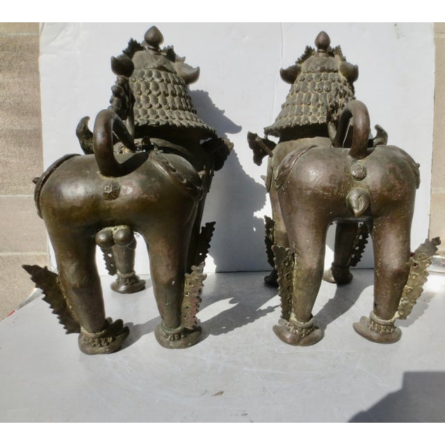 Antique 18th-19th Century Nepali Bronze Temple Lions - A Pair of 2 For Sale - Image 10 of 16