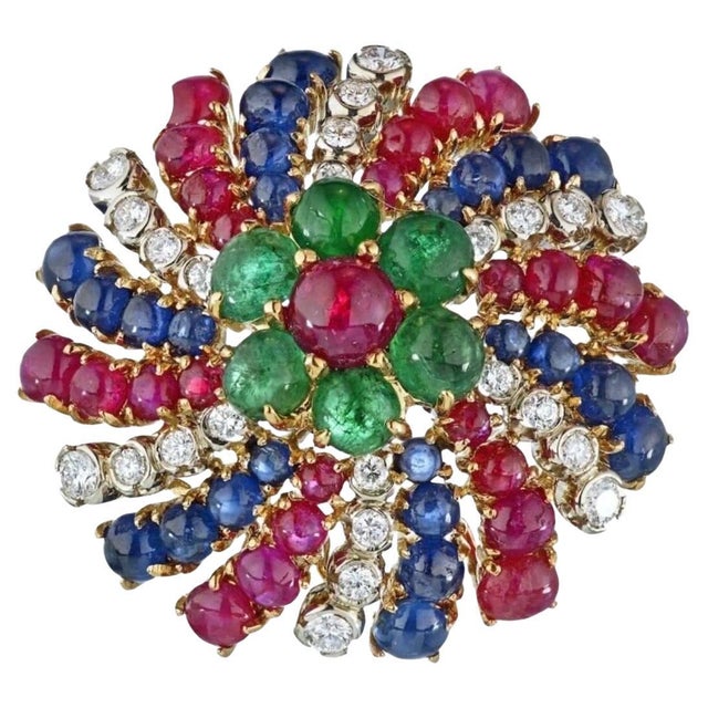 Emerald 18k Yellow Gold Diamonds, Sapphire & Emeralds Earrings & Brooch/Pin Jewelry Set For Sale - Image 8 of 8
