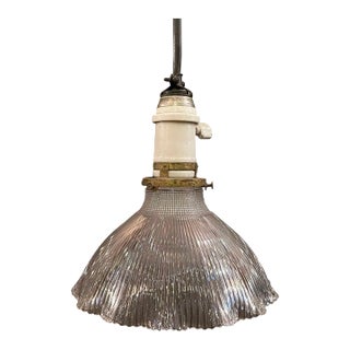 Early 20th Century Ruffle Holophane Pendant Light For Sale
