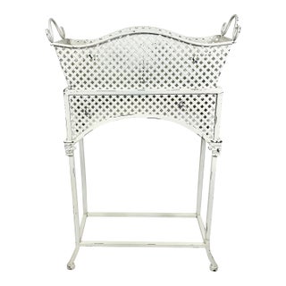 1970s Mid-Century Boho Chic Coastal Victorian Tole Metal Flat Bar Lattice Plant Stand. For Sale