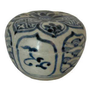 Hoi an Hoard Chinese Shipwreck Cosmetic Box