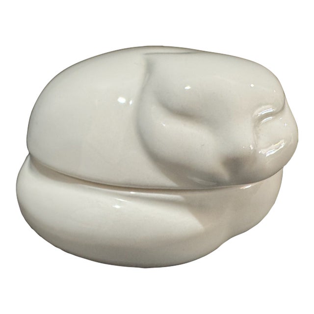 Tiffany & Co White Porcelain Sleeping Cat Trinket Box Signed 1977 Ring Dish For Sale