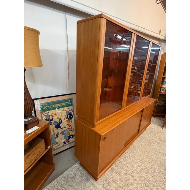 Drylund Vintage 1970s Dyrlund Danish Modern Teak Lighted Hutch & Bar Cabinet Wall Unit For Sale - Image 4 of 14