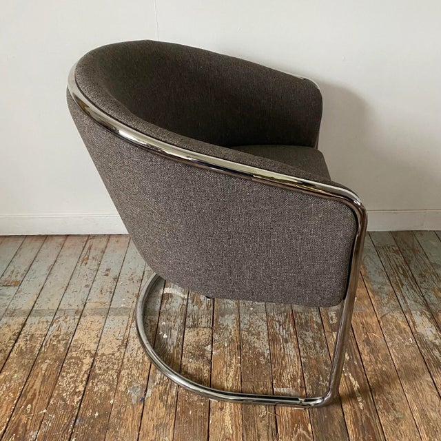 Mid-Century Modern Vintage 1970s Anton Lorenz Thonet Gray Barrel Back Tub Chair Chrome Cantilevered Base For Sale - Image 3 of 8