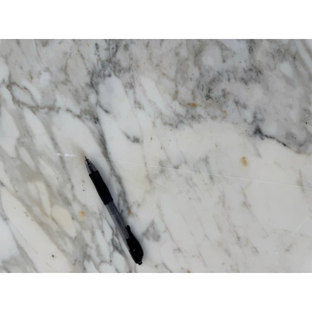 1960’s Italian Hollywood Regency Carved Wood & Marble Side Table For Sale - Image 11 of 12