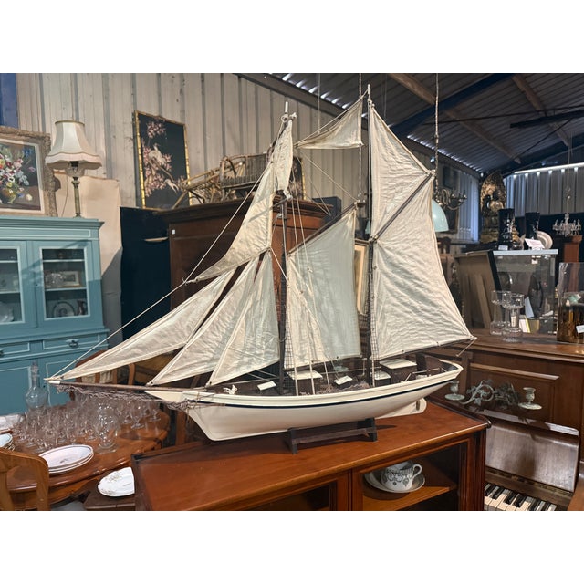 Model Sailboat in Wood and Fabric, 1960s, in Very Good conditions. Designed 1960 to 1969
