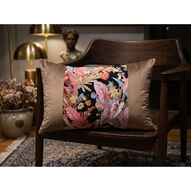 Tropical Mocha Velvet Cushion Cover For Sale In Los Angeles - Image 6 of 16