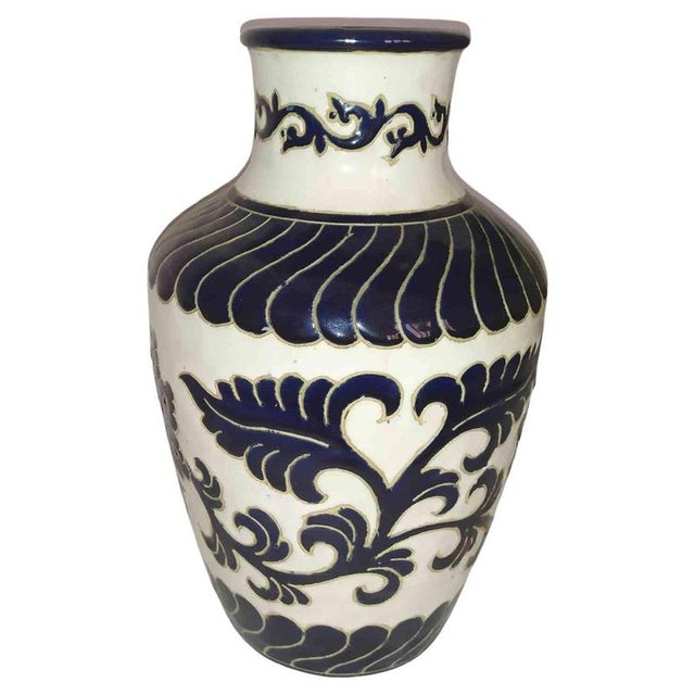 Vintage Capodimonte Ceramic Vase, Italy, 1960s For Sale - Image 9 of 9