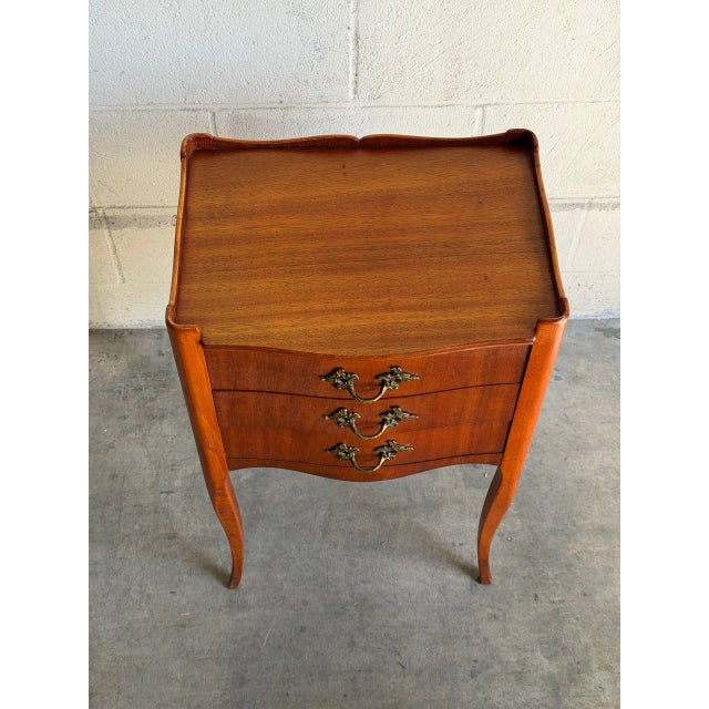 Mid-Century Modern Vintage Danish Modern Teak Small Dresser / Nightstand – Scandinavian MCM Side Table For Sale - Image 3 of 9