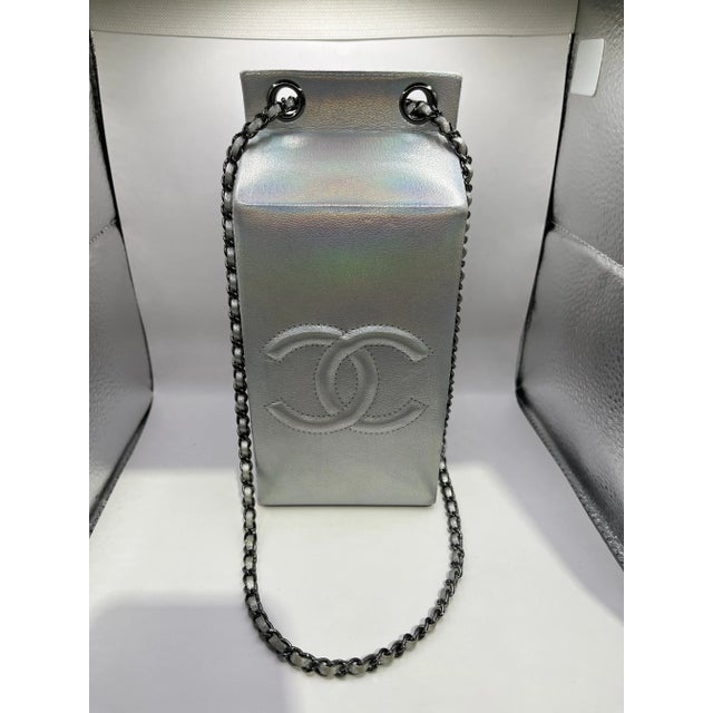 Contemporary Limited Edition Chanel "Lait De Coco" Silver Shoulder Bag For Sale - Image 3 of 6