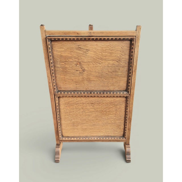 Late 19th Century Folding Dumbwaiter in Oak For Sale - Image 18 of 18