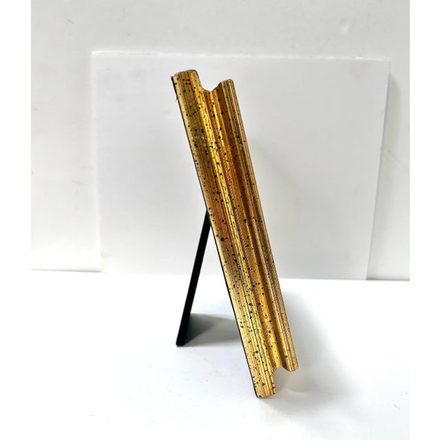 1980s Gold Gilt Leather Picture Frame – Italian Style Textured Frame, Vintage Wall Decor For Sale - Image 5 of 7