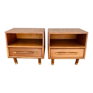 John Keal for Brown Saltman Mid Century Modern Nightstands - a Pair For Sale
