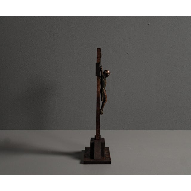 Gold Brutalist Jesus Cross in Metal and Wood For Sale - Image 8 of 18