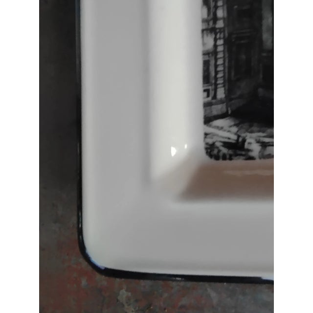 Italian Vintage Black and White Italian Trinket Dish or Serving Plate Depicting the Archbasilica of St John Lateran For Sale - Image 3 of 5