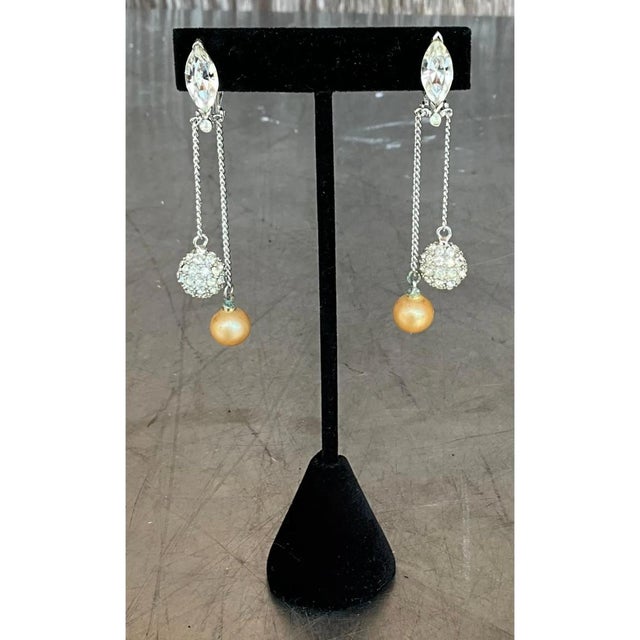 Vintage Pearl Drop Clip on Earrings For Sale - Image 4 of 12