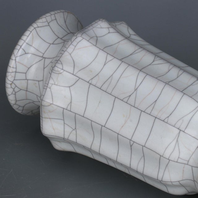 Ceramic Chinese Ceramic Vase Guan Ware Crackle Glaze Celadon Vase For Sale - Image 7 of 9