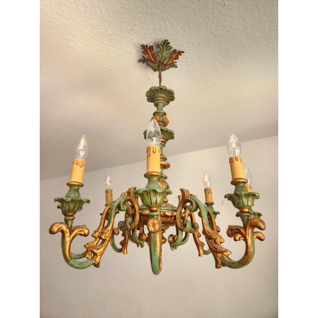 Vintage Louis XV Silvered Gold-Plated Leaf Carved Wood Eight Light Chandelier with Floral Motifs, Italy, 1920s, Set of 2 For Sale - Image 9 of 18