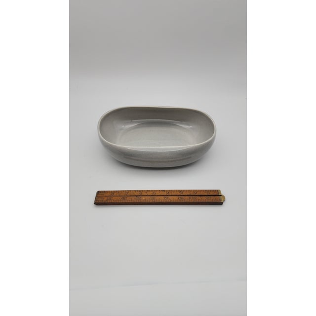 White Mid 20th Century American Modern Oval Bowl by Russell Wright for Steubenville Pottery For Sale - Image 8 of 9