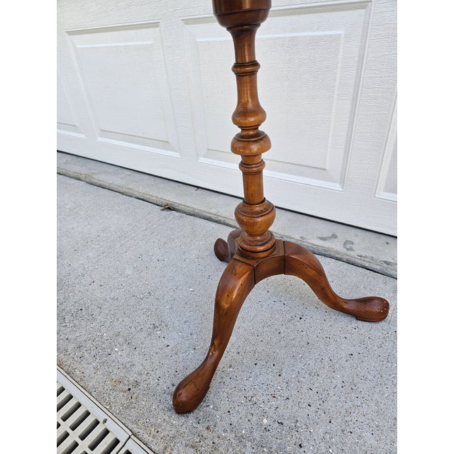 Pine Shop Original Round Pedestal Side Table 18" Diameter For Sale - Image 9 of 12