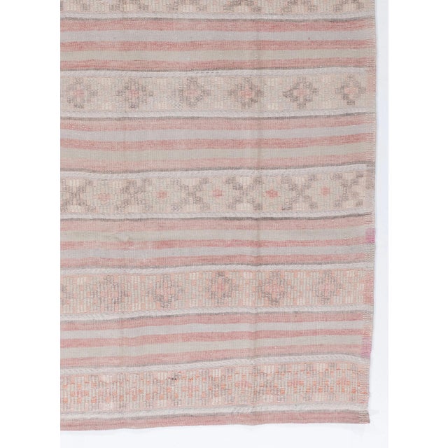 Vintage Turkish Kilim Rug 5ft 11in X 8ft 3in For Sale - Image 4 of 8